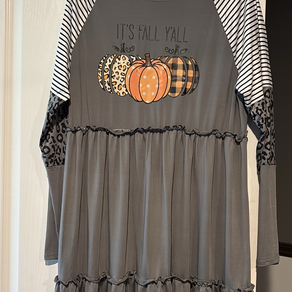 Source Unknown Gray Long Sleeve Dress with Pumpkin Design